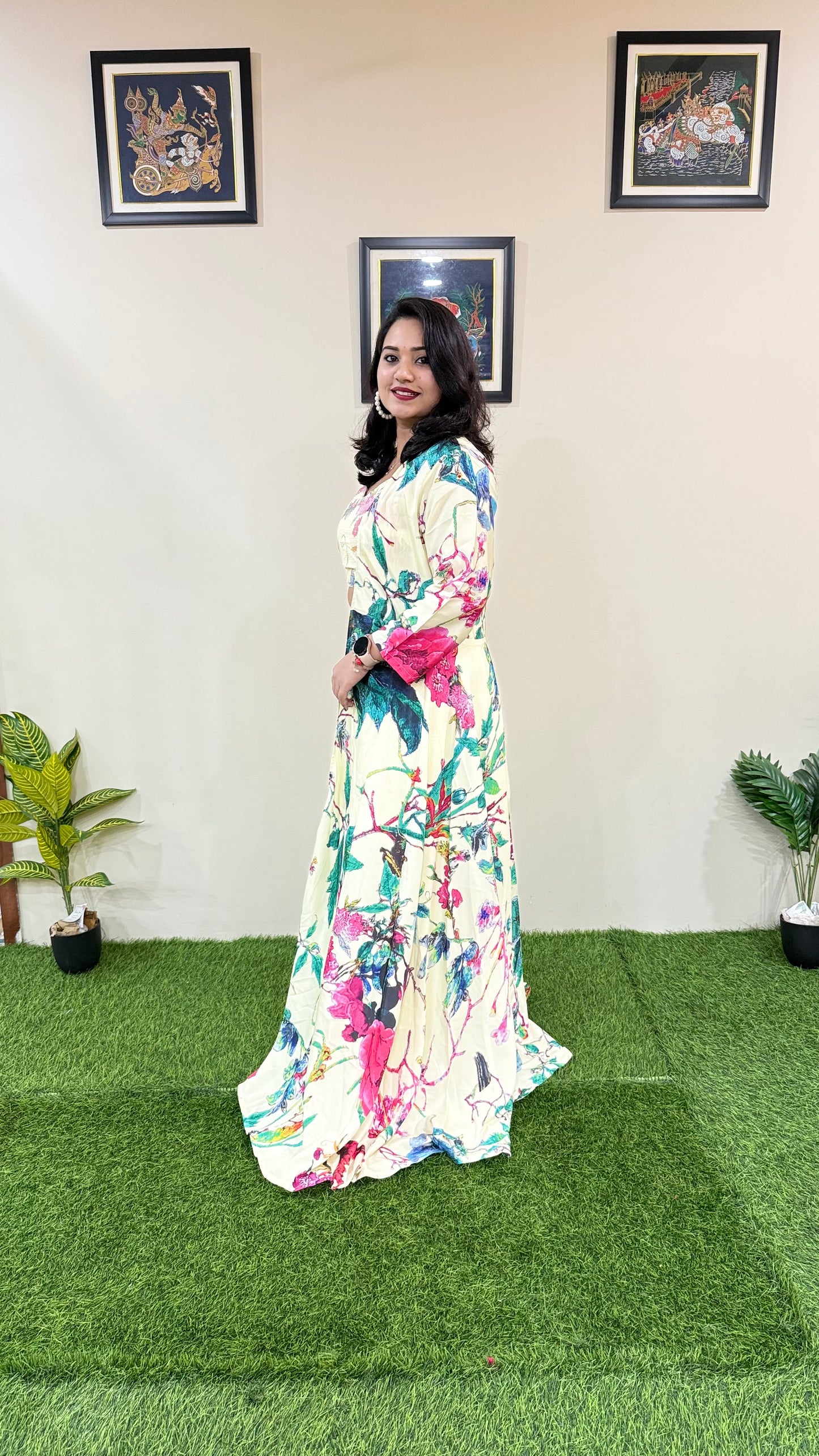 French Crepe Silk 4-Piece Embroidered Ethnic Set for Women – Free Size Stitched Outfit