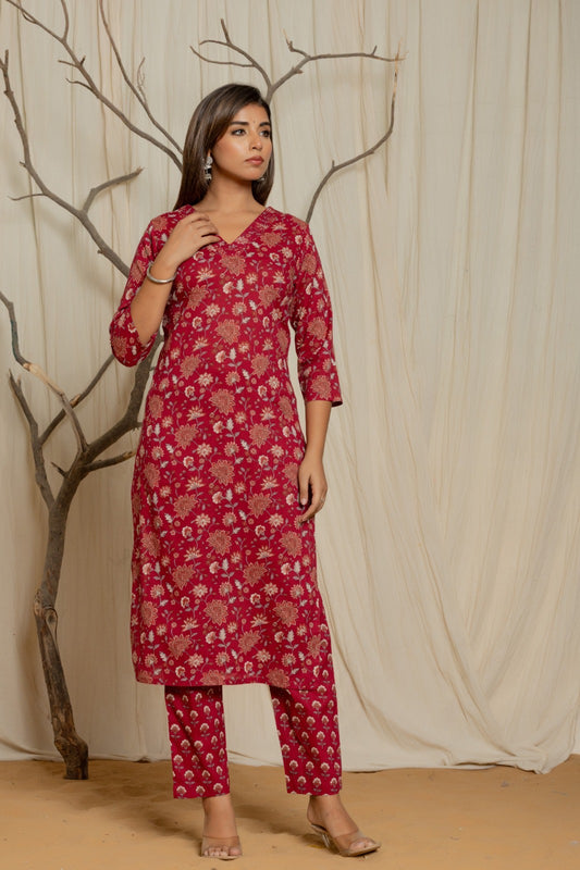 Maroon Printed Cotton SKD Set with Sequin & Thread Neck Embroidery – Plus Size – Sizes 46 to 52