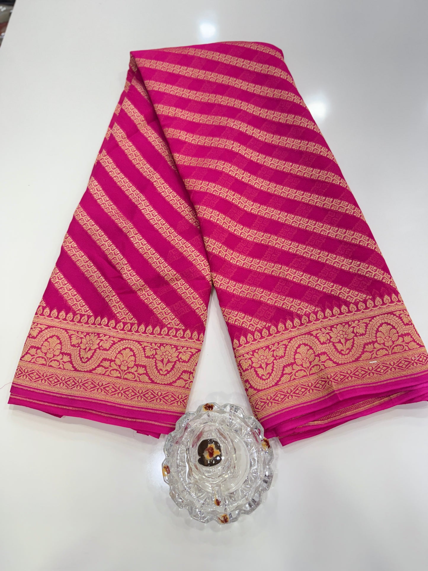 Pure Kaddi Georgette Silk Saree with Gold Zari Weaving – Silkmark Certified Handwoven Saree for Women