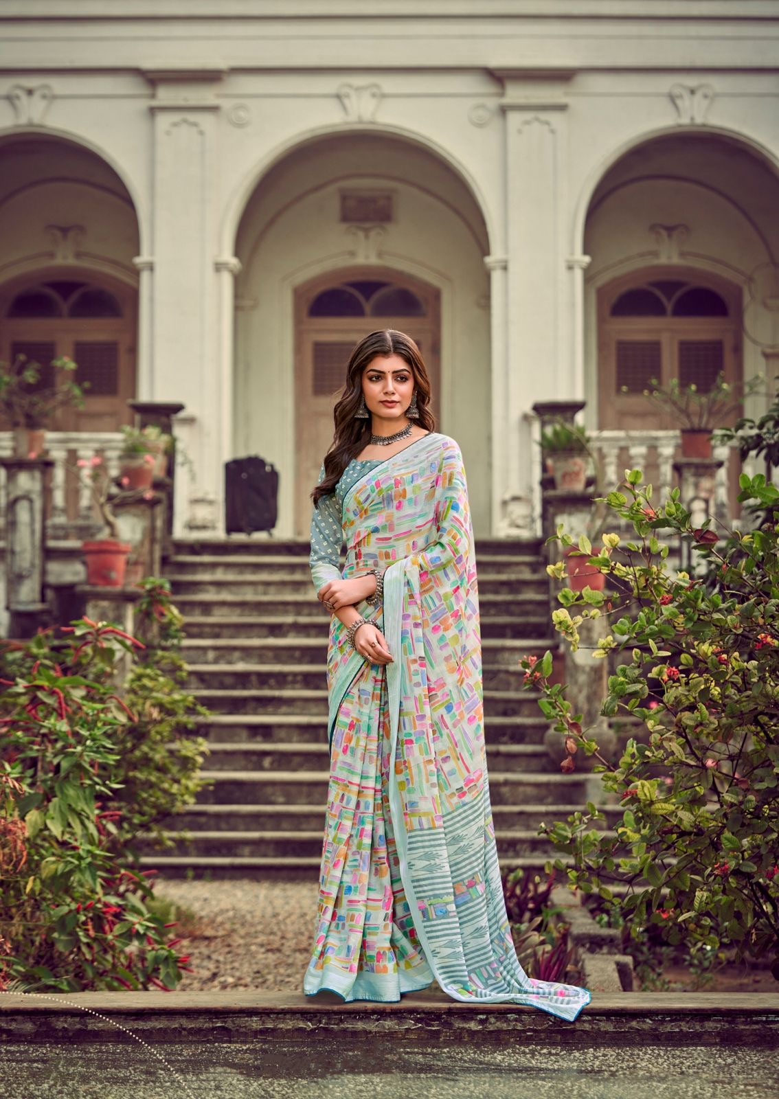 Women’s Pure Viscose Georgette Saree with Fancy Designer Blouse