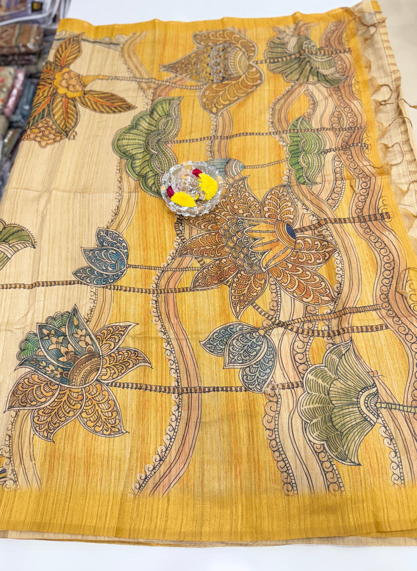 Silk Blend Printed Saree with Traditional Art Motifs and Glossy Texture – Festive Wear for Women