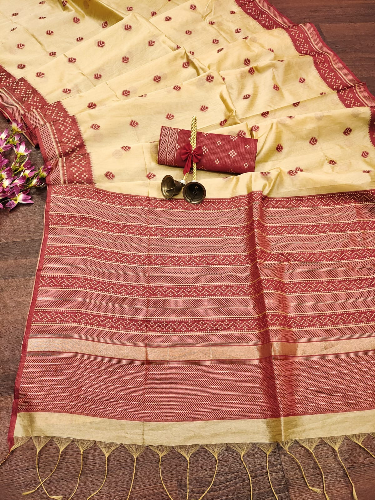 Regal Elegance Kaadi Raw Silk
