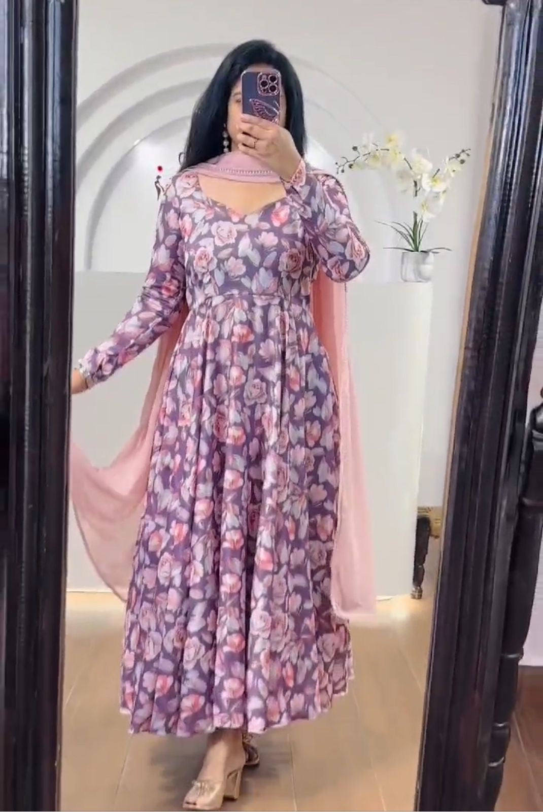 Elegant Georgette Gown with Dupatta: Stylish and Comfortable