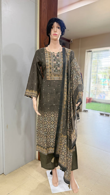 Italian cotton kurta pant dupatta set for women with placement print, straight 3 piece ethnic set, sizes 38 to 44