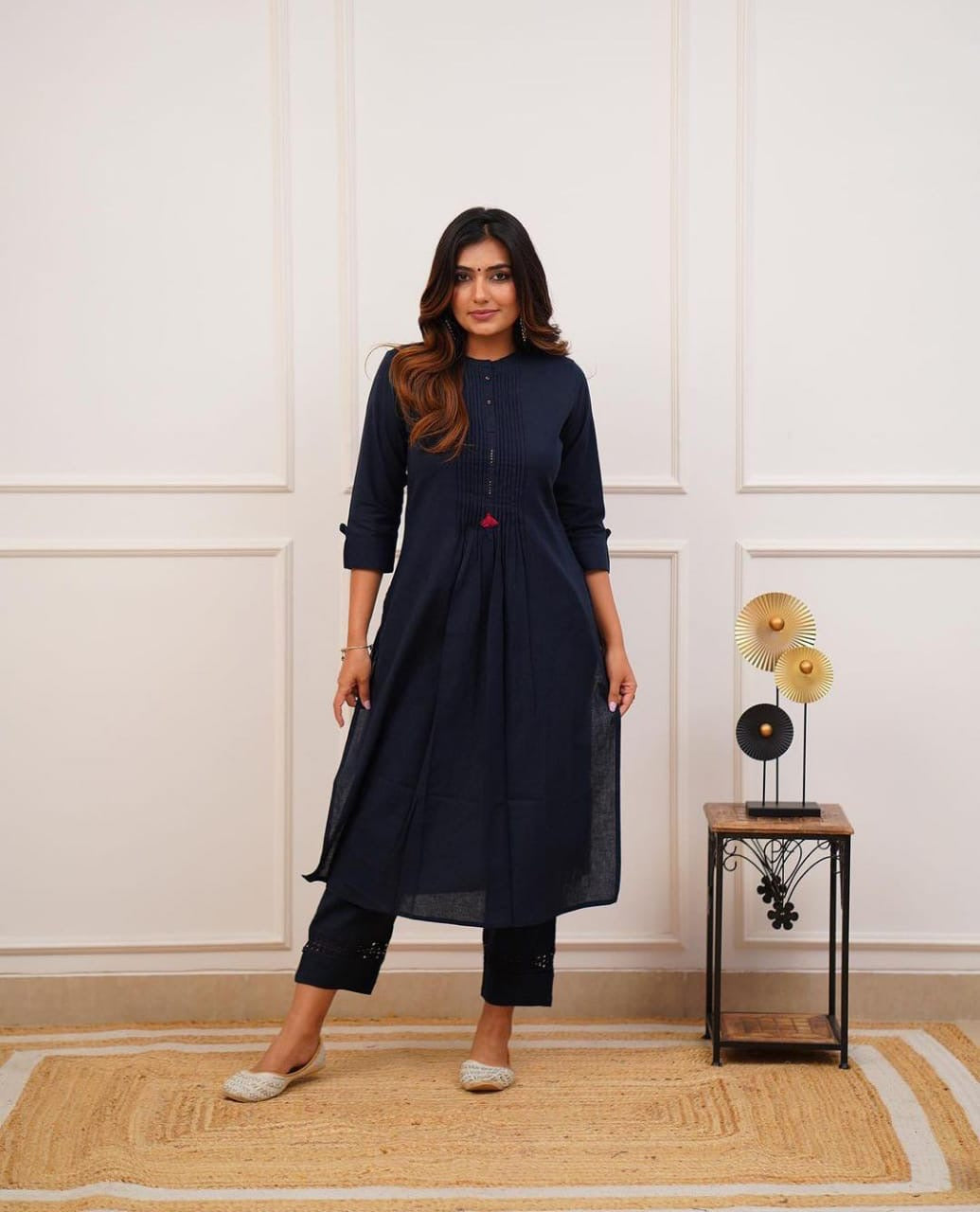 Premium rayon kurta with katha work and lace-detailed pant set for women – sizes 38 to 44