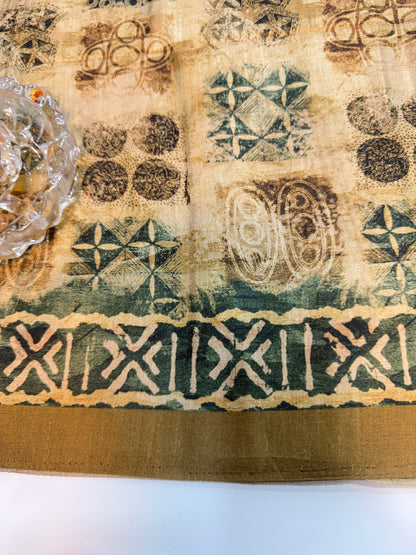 Semi Tussar Silk Saree with Ethnic Print Border and Tassel Pallu, Geometric Prints