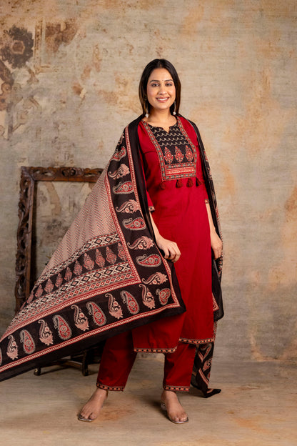 Pure Cotton Printed Kurti Pant Dupatta Set for Women