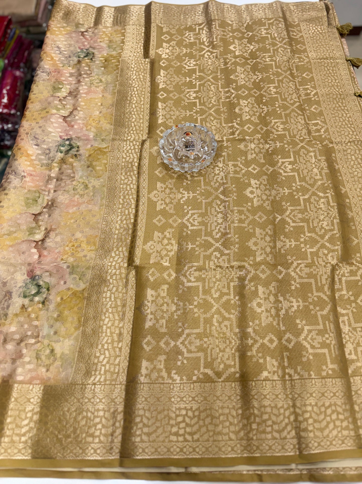 Georgette Silk Butti Saree with Rich Printed Pallu