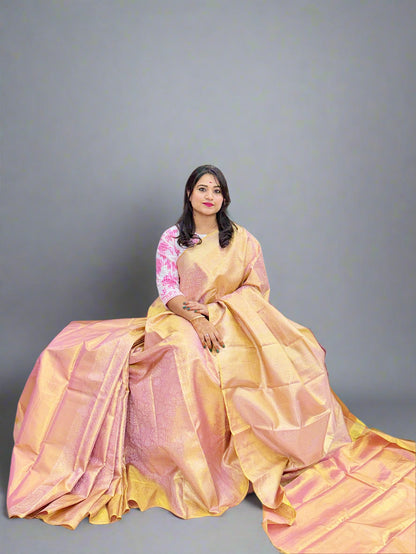Handloom Borderless Pure Silk Saree in Dual-Tone Pink and Gold with Zari – Wedding Collection