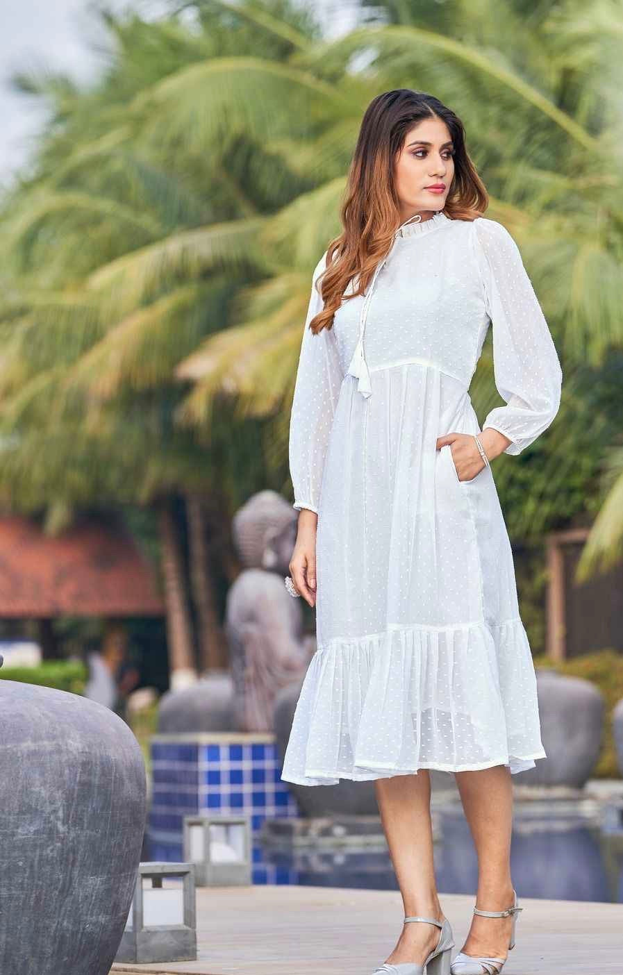 Bubble Georgette Tunic for Women with Inner Lining and Side Pocket