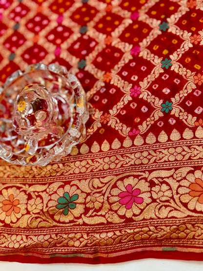 Banarasi Pure Georgette Bandhani Saree with Golden Zari Jaal and Meenakari Work – Bridal Wear