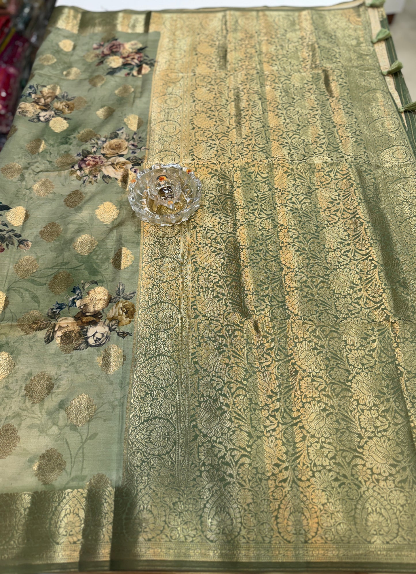 Bamboo Silk Floral Printed Saree with Rich Decorative Pallu, All Over Rich Butti Weaving