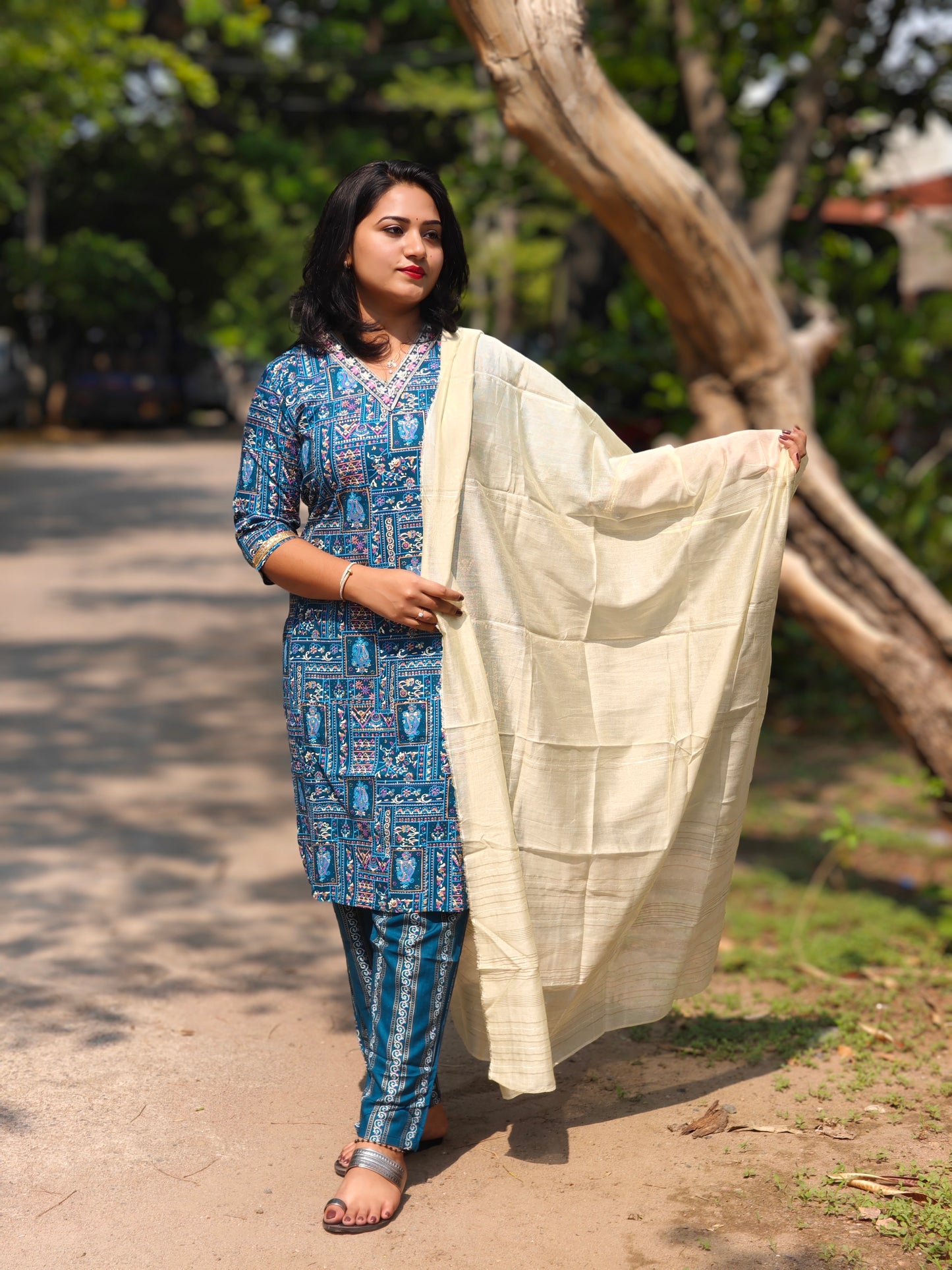 Straight kurti pant dupatta set for women in heavy rayon with embroidery and sequin work – festive wear