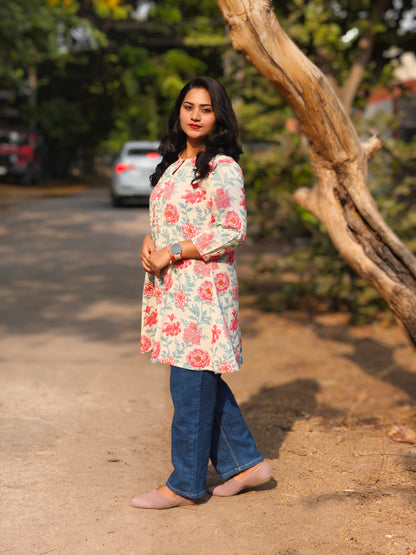 Cream Cotton Floral Printed Tunic with Three-Quarter Sleeves for Women – XL to 3XL