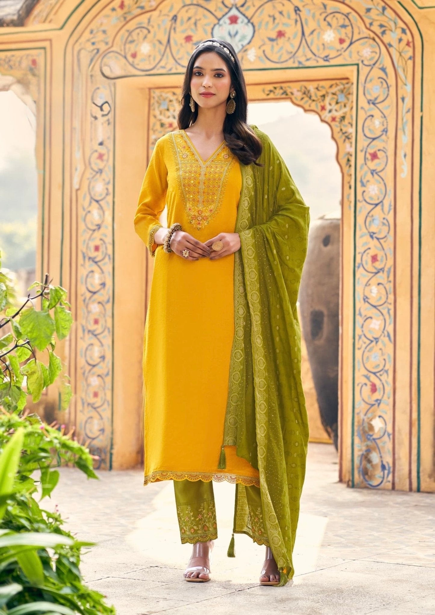 Viscose Embroidered 3-Piece Suit Set with Jacquard Dupatta – XL to 3XL