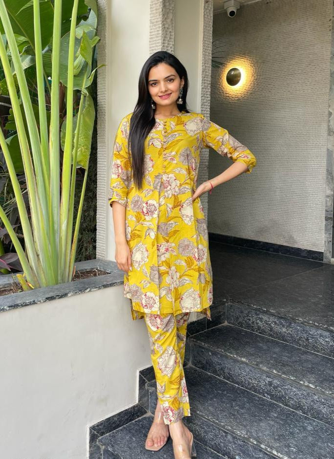 Pure Cambric Cotton Co-Ord Set with Pleated Top and Matching Bottom – Autumn Wear for Women (M to 3XL)