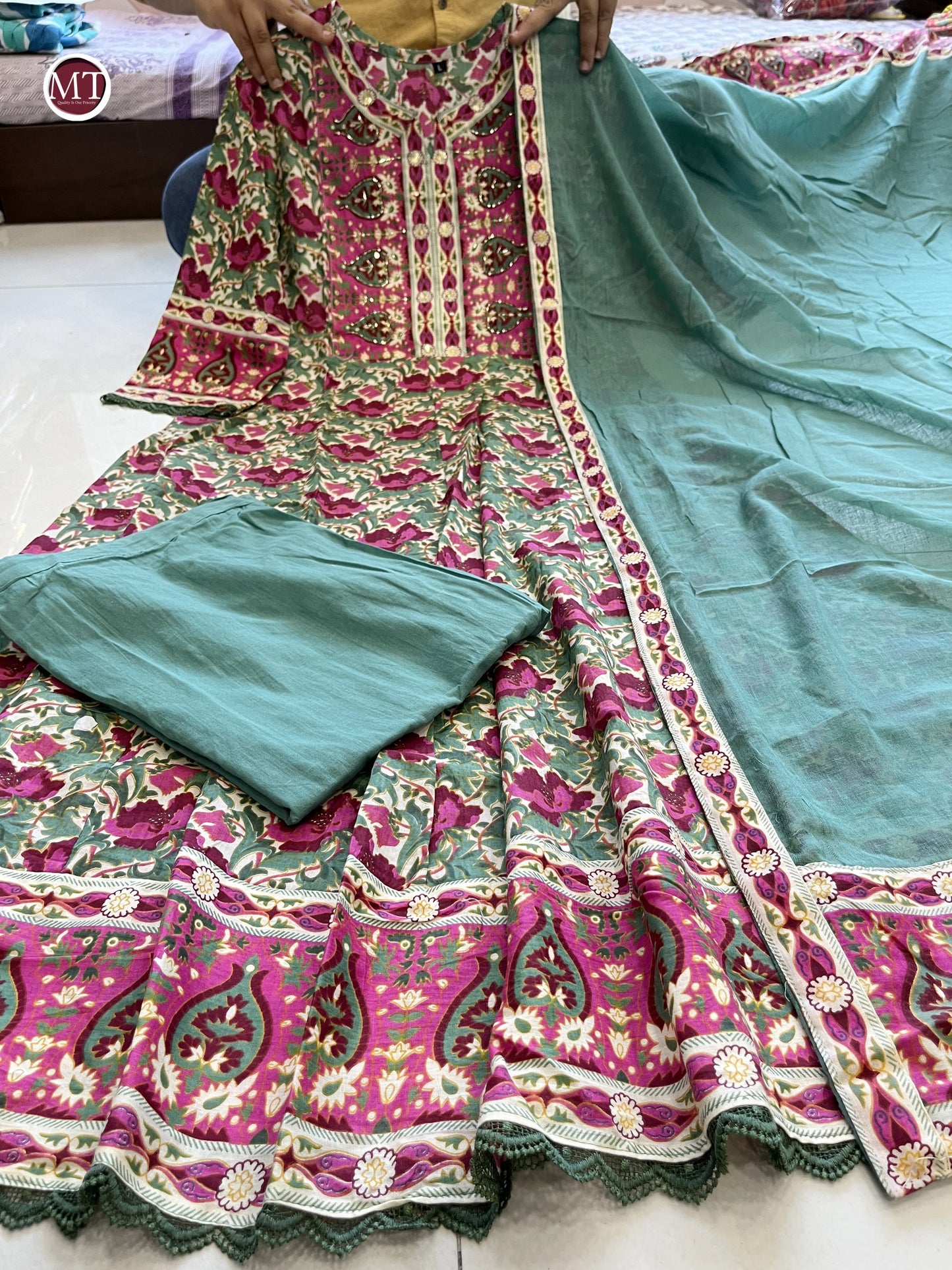 Pure Cotton 60x60 Voluminous Anarkali Suit Set with Hand Embroidery, Zari Weaving & Lace Dupatta – Sizes M & 2XL