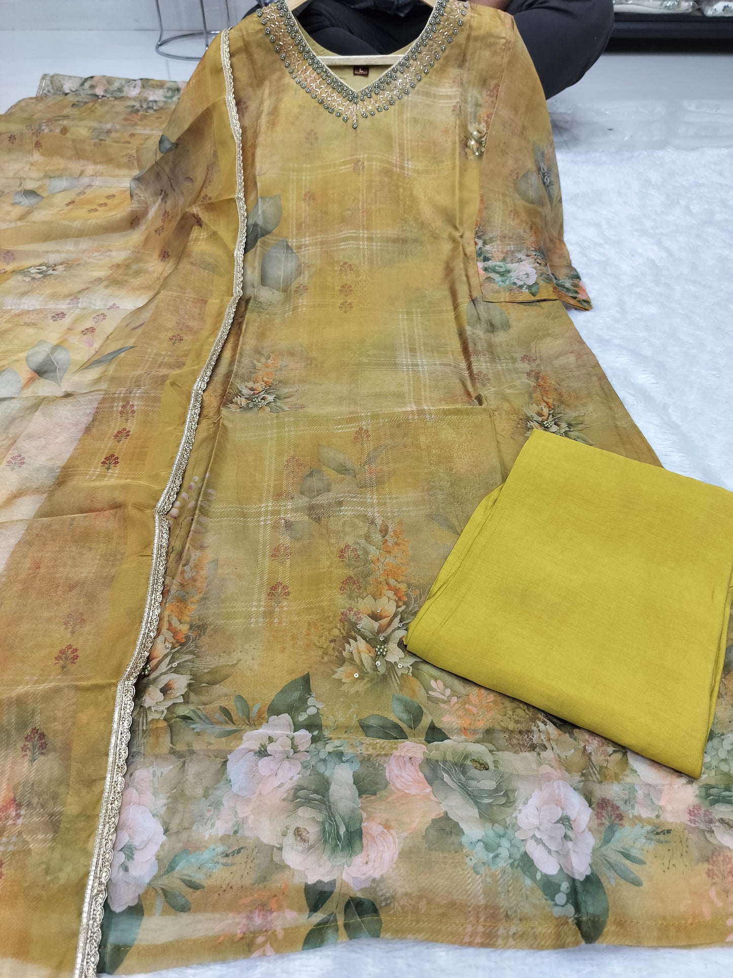 Heavy Organza Kurti with Intricate Neck Work, Silk Pant & Matching Dupatta – Sizes L & 2XL