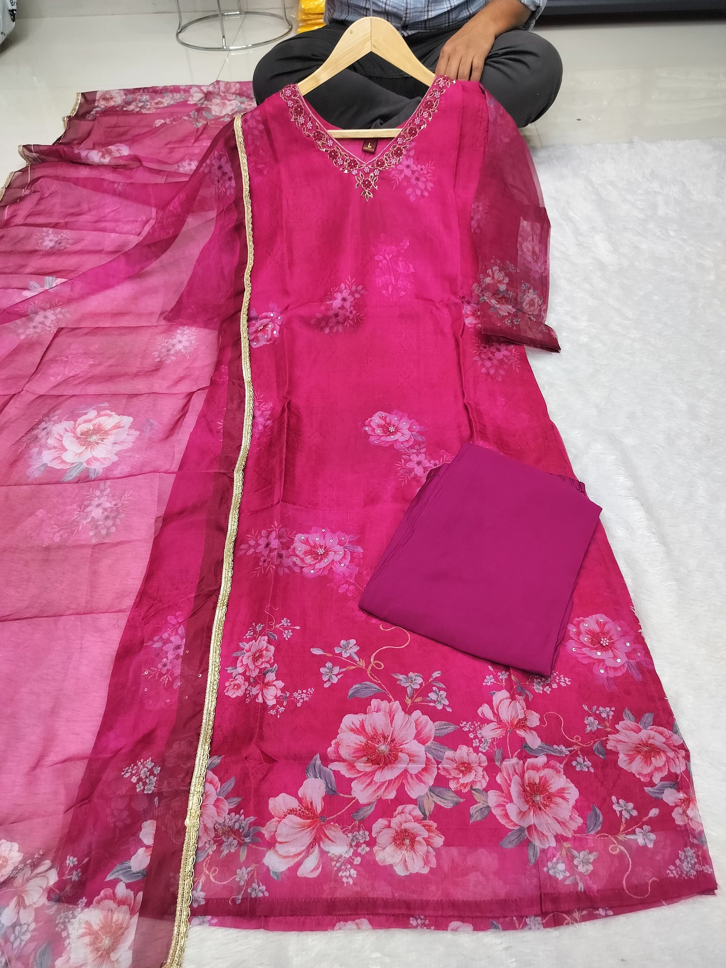 Heavy Organza Kurti with Intricate Neck Work, Silk Pant & Matching Dupatta – Size M