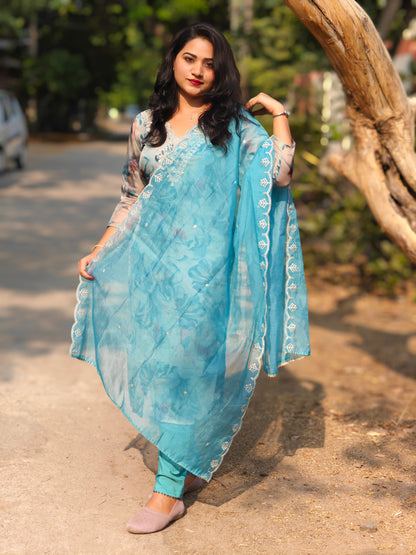 Heavy Organza Embroidered Kurta Pant Dupatta Set with Zari Weaving for Women – Sizes M to XXL