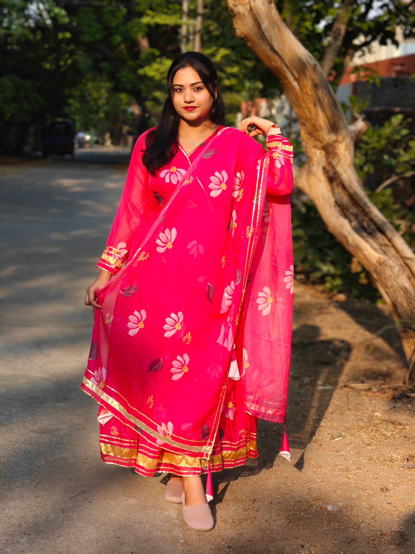 Pink Tabby Organza Anarkali Suit with Dupatta – Full Lining & Frill Pattern – Sizes M to XXL