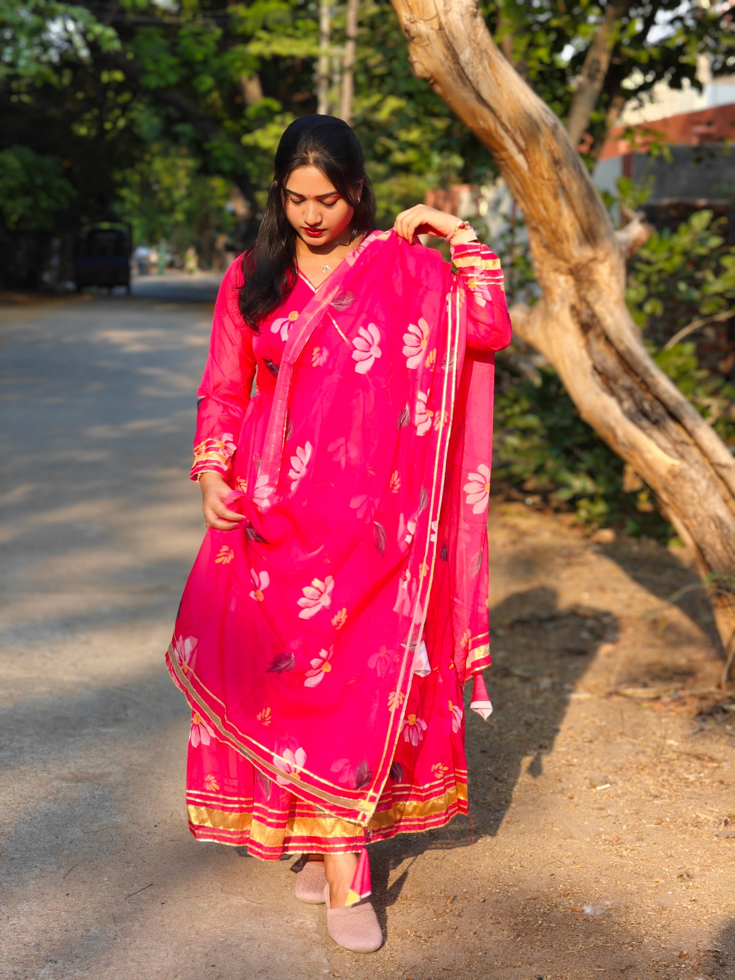 Pink Tabby Organza Anarkali Suit with Dupatta – Full Lining & Frill Pattern – Sizes M to XXL