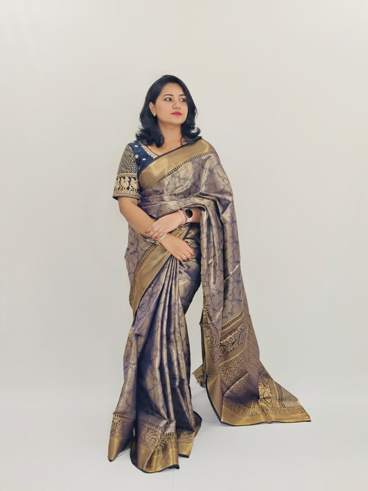 Kanchipuram Silk Saree with Intricate Zari Weaving, Rich Pallu, and Coordinated Blouse