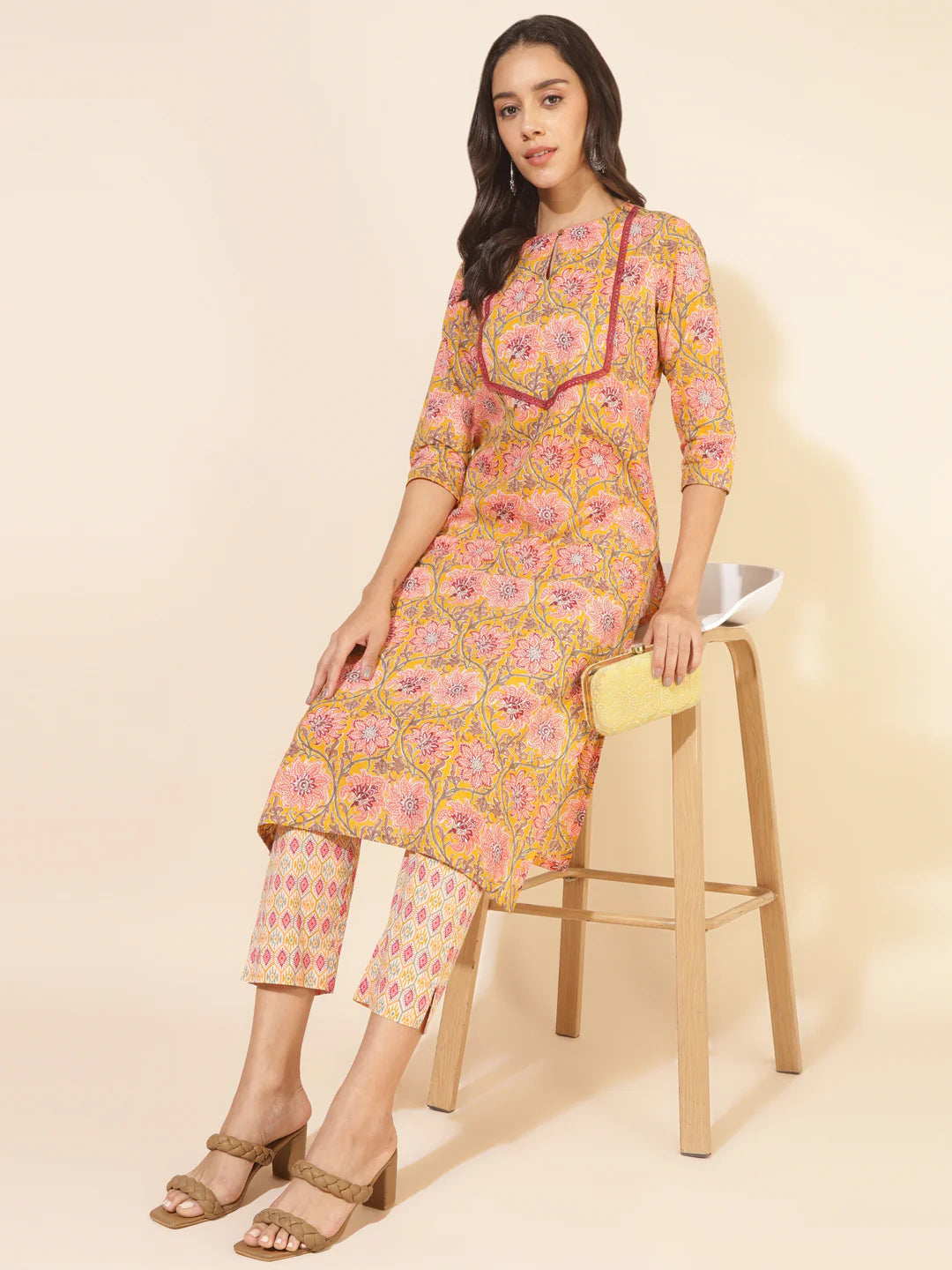 Floral printed cotton straight kurta with pants for women – casual ethnic co-ord set