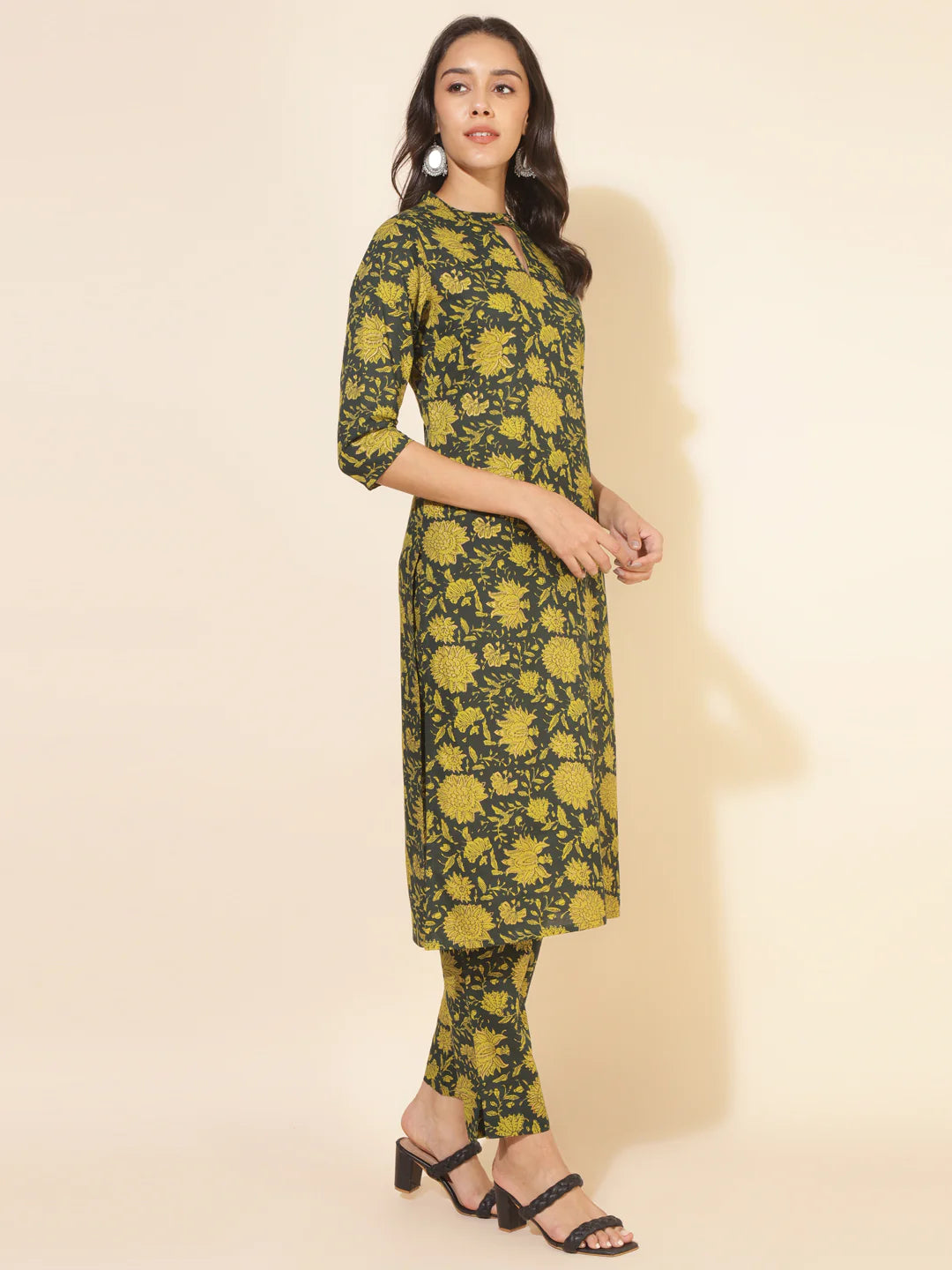 Dark green cotton floral printed kurta pant co-ord set for women – casual straight fit style