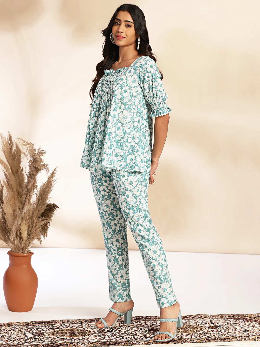 Mint cotton floral printed ruched kurta pant set for women with notch neck and button detail – casual wear