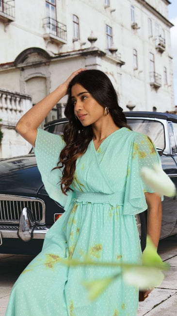 Women’s Green Dobby Georgette Tie-Dye Fit & Flare Midi Dress – Sizes M & L