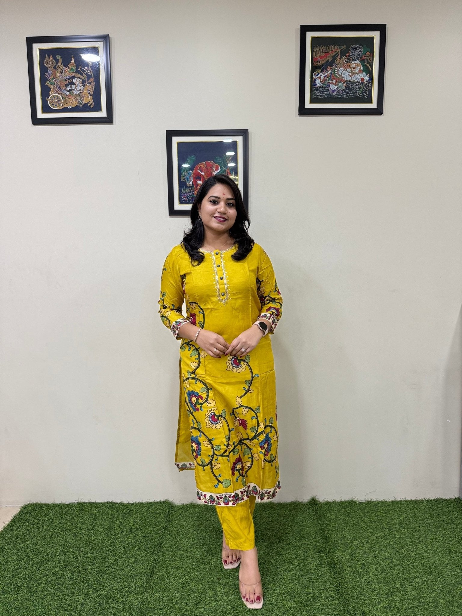 Premium Elegance in Russian Silk - Mani's Fashions