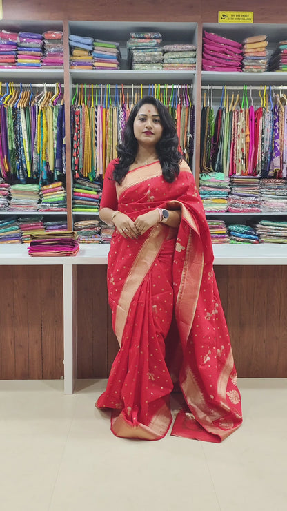 Banarasi Soft Silk Saree with Intricate Weaving & Traditional Motifs – Festive & Wedding Wear