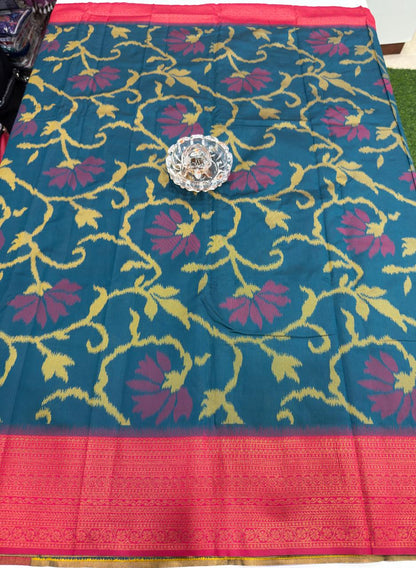 Soft Silk Ikkat Pochampally Saree with Traditional Woven Border and Blouse Piece for Women