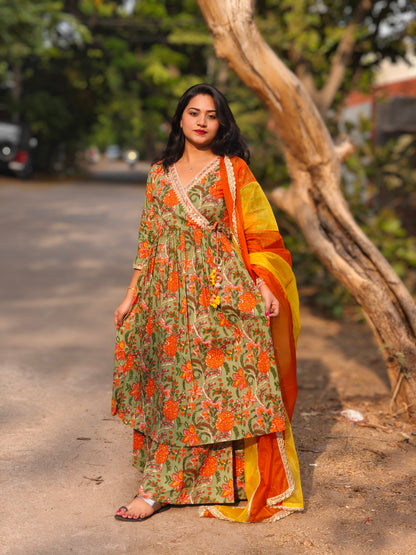 Green Cotton Ethnic Printed Kurta with Flared Palazzo and Dupatta – Sizes L & XL