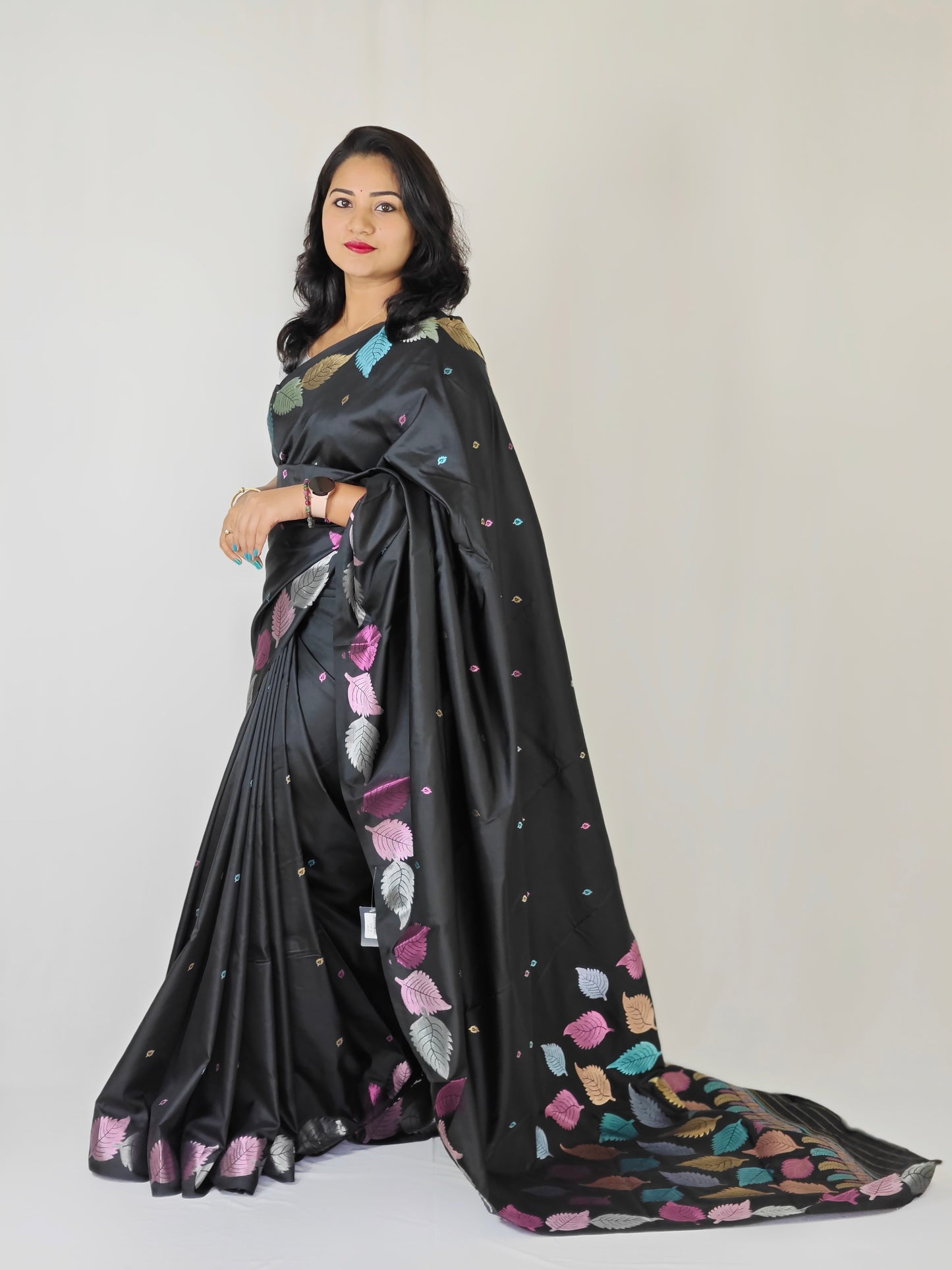 Pure Soft Silk Saree with Colorful Weaving and Leaf Panel Design