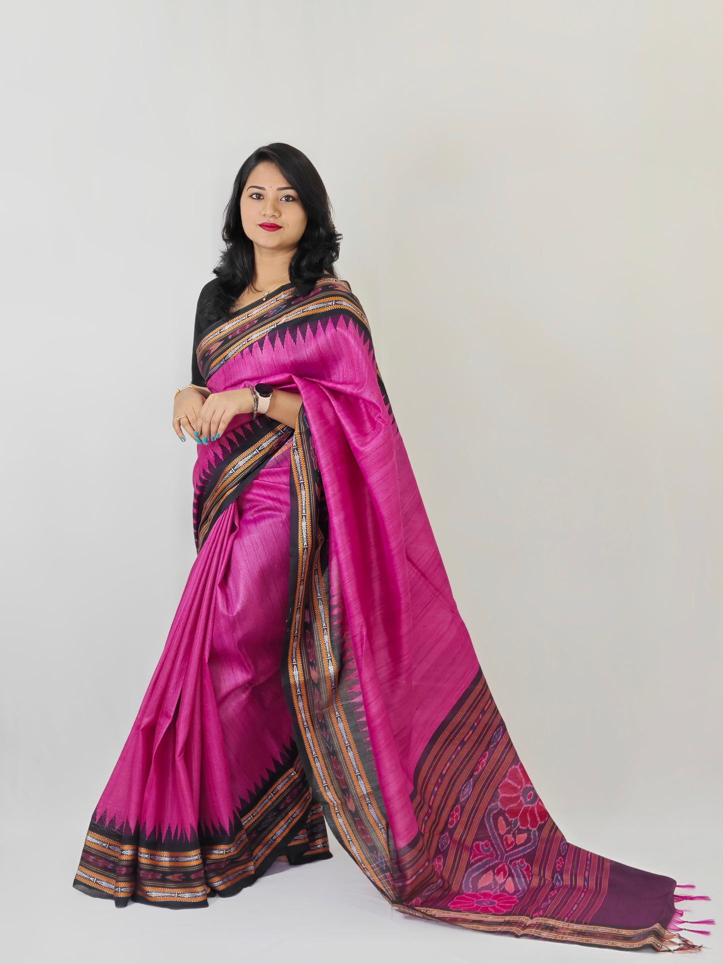 Pure Tussar Silk Saree with Ikkat Weaving and Vidarbha Temple Border – Silk Mark Certified