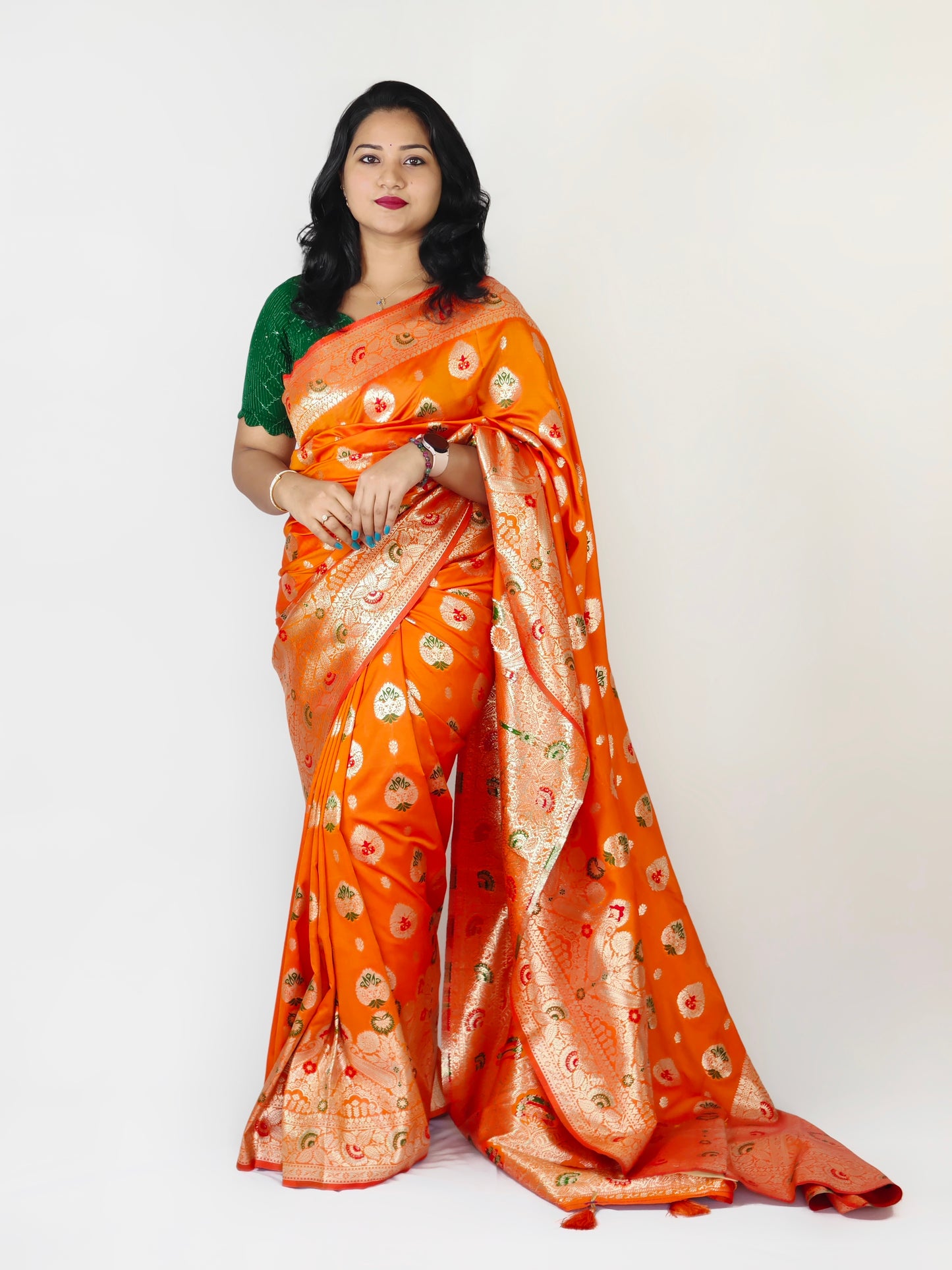 Banarasi Silk Saree with Traditional Weaving and Intricate Motifs for Women