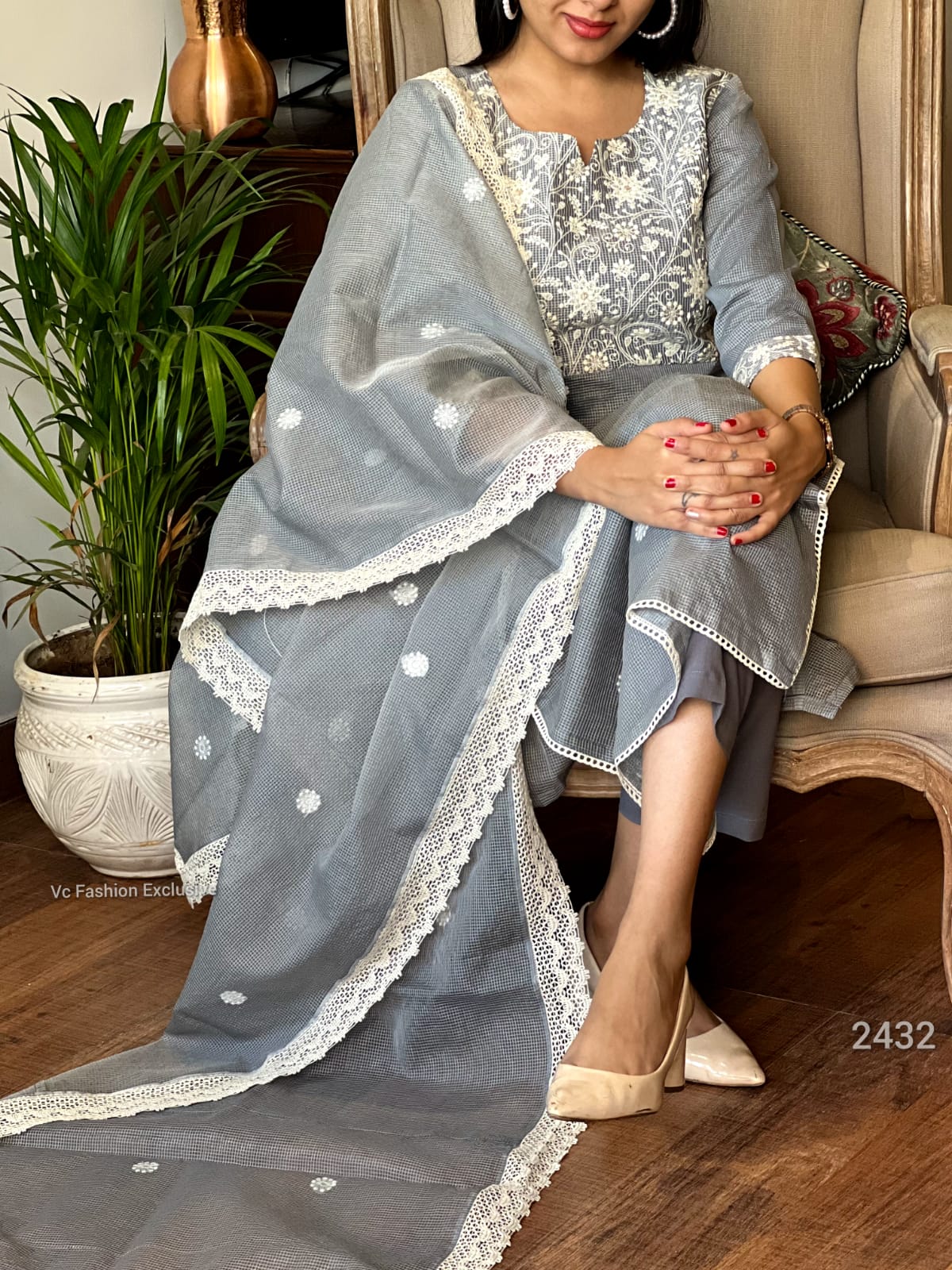 Pure Kota Doria Embroidered Kurta Pant Dupatta Suit Set with Crocia Lace – Women’s Grey, Sizes 38 to 46