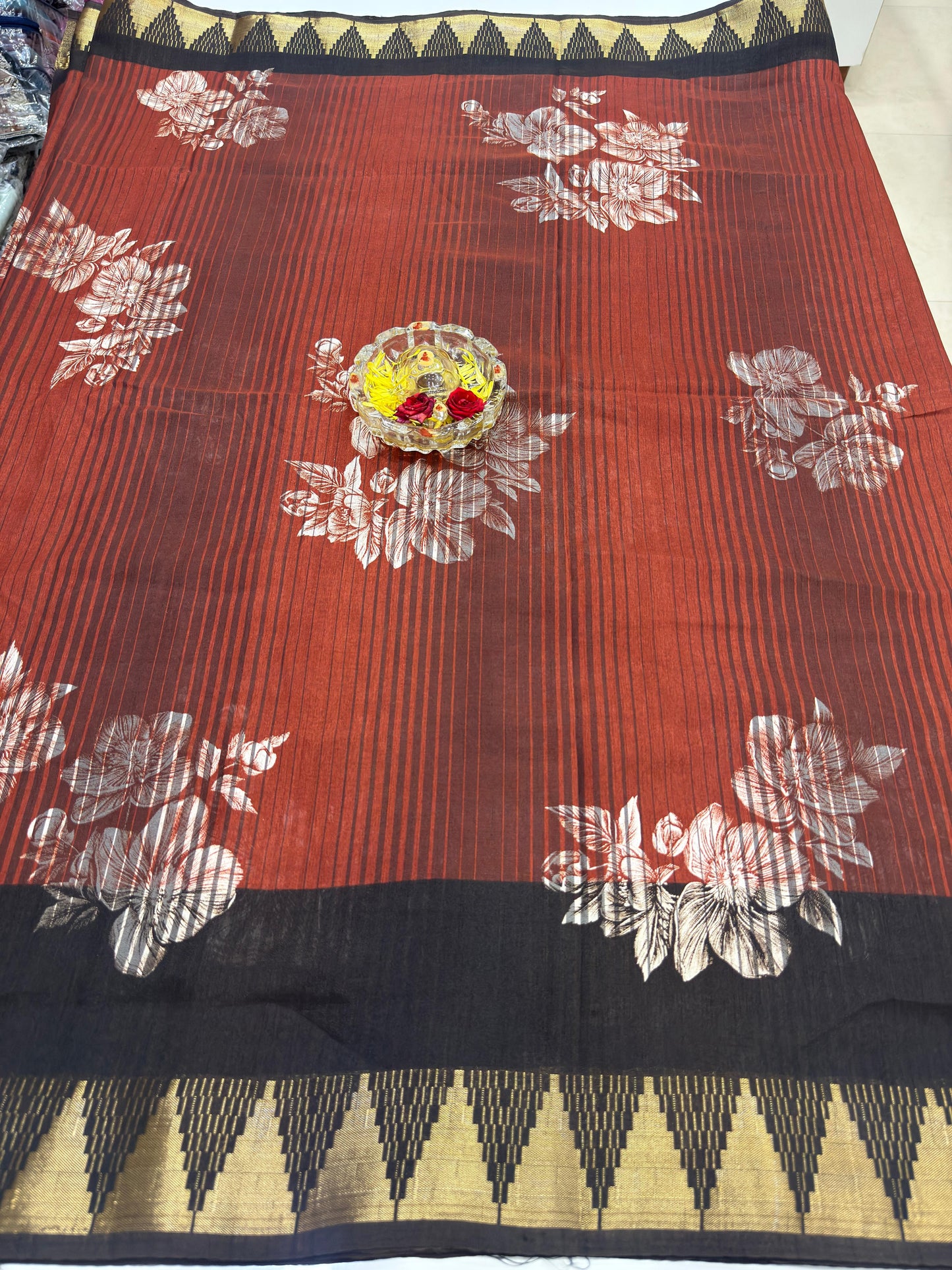 Printed Silk Blend Saree for Women with Temple Border and Traditional Ethnic Design