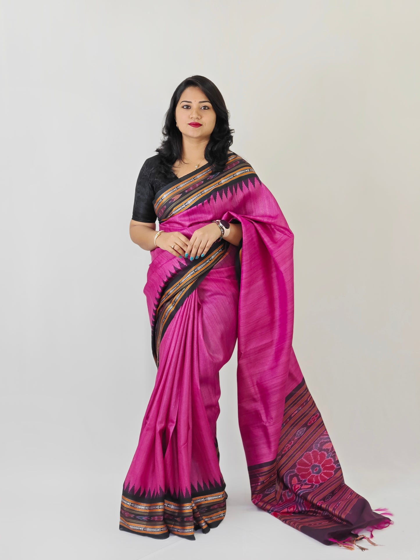 Pure Tussar Silk Saree with Ikkat Weaving and Vidarbha Temple Border – Silk Mark Certified