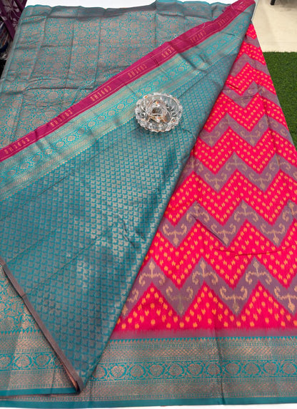 Soft Silk Ikkat Pochampally Saree with Traditional Woven Border and Blouse Piece for Women