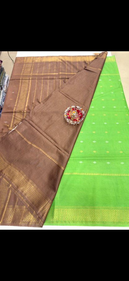 Semi Cotton Silk Saree with 2D Woven Buttas and Contrast Pallu – Elegant Daily and Festive Wear Saree