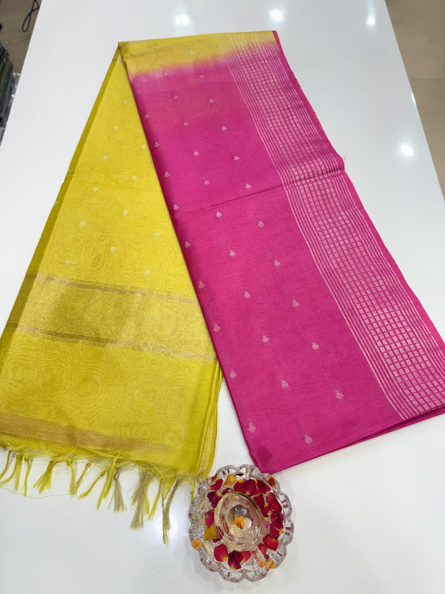 Semi Cotton Silk Saree with 2D Woven Buttas and Contrast Pallu – Elegant Daily and Festive Wear Saree