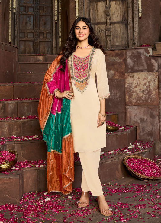 Pure Crepe Kurta Pant Dupatta Set with Heavy Embroidery and Organza Dupatta – Festive Ethnic Wear for Women