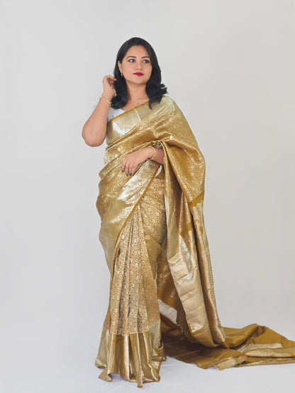 Pure Silk Handloom Saree for Women with Silver Zari – Lightweight, Silk Mark Certified