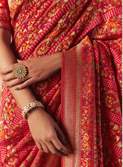 Pure Kaddi Georgette Zari Weaving Saree in Rust Orange with Antique Gold Pattern and Traditional Floral Borders – Festive & Wedding Wear for Women