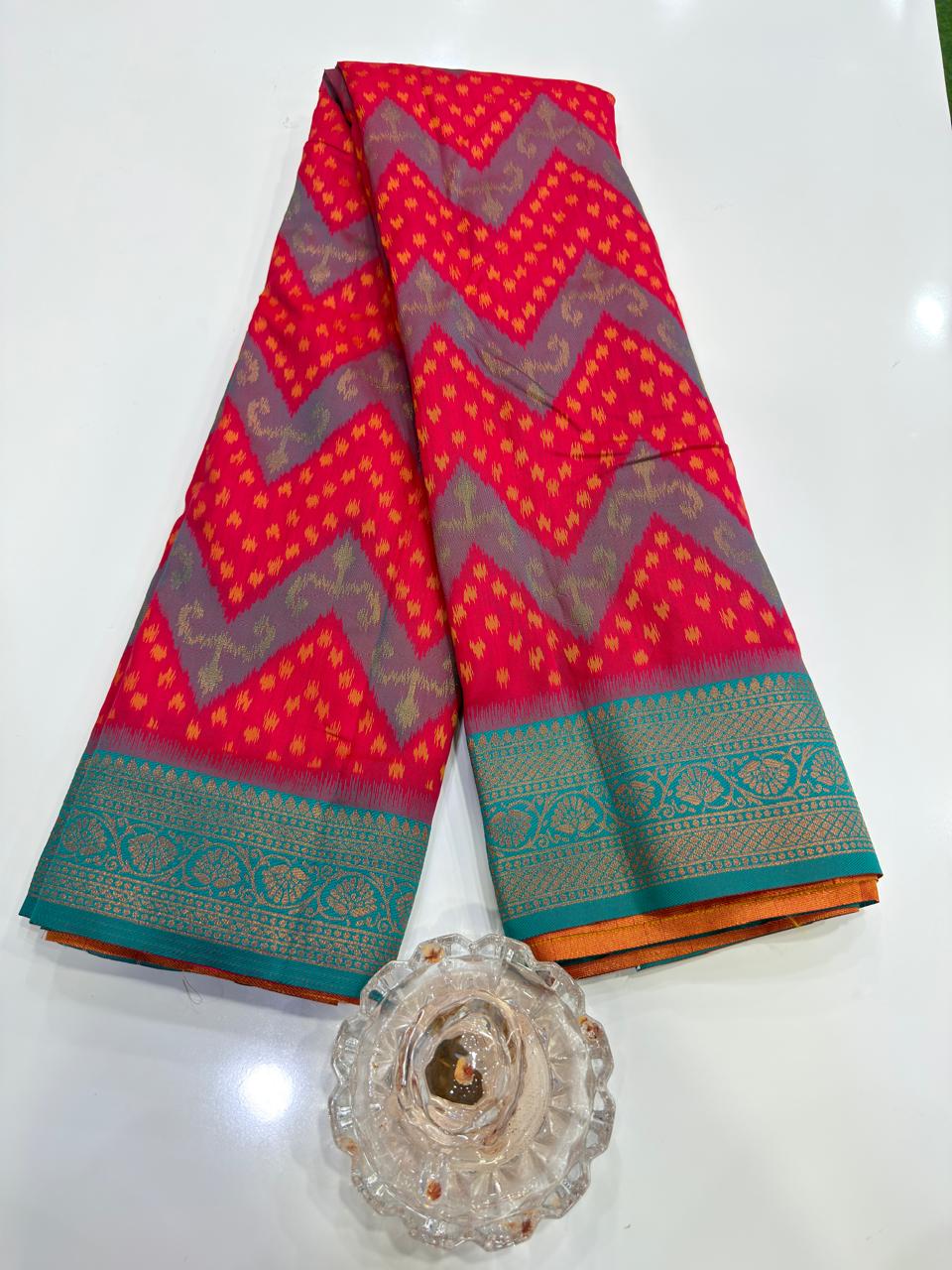 Soft Silk Ikkat Pochampally Saree with Traditional Woven Border and Blouse Piece for Women