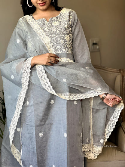 Pure Kota Doria Embroidered Kurta Pant Dupatta Suit Set with Crocia Lace – Women’s Grey, Sizes 38 to 46