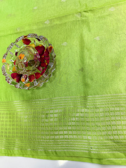 Semi Cotton Silk Saree with 2D Woven Buttas and Contrast Pallu – Elegant Daily and Festive Wear Saree